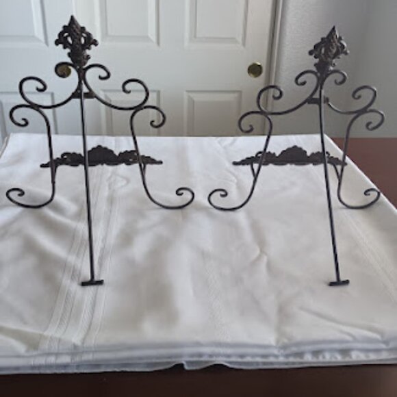 Brushed Brown Metal Easel for Countertop Cookbook or Art Display - Picture 4 of 8